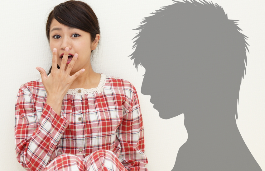 元彼の出てくる夢を見て驚く女性